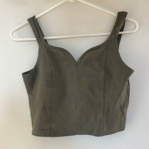 Only worn once cropped tank top from Abercrombie in olive green!